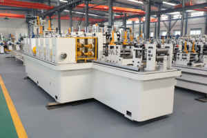 Mesin Pembuat Pipa Baja Karbon Presisi Tinggi ERW dengan PLC & Motor, Mudah Dioperasikan - Product Image 2