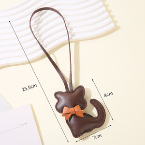 Mignon porte-clés pendentif chaton en cuir PU avec nœud papillon, style dessin animé créatif, pour sac à main, sac à dos et accessoires féminins - Product Image 2