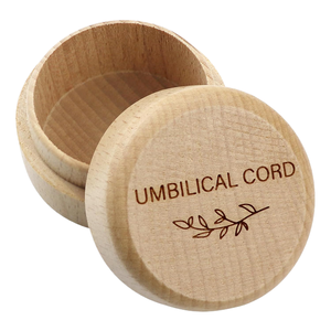Boîte à souvenirs moderne en bois pour cordon ombilical de bébé, rangement pour cheveux et dents - Product Image 1