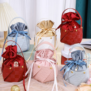 European Style Light Luxury Grid Pattern Rhomboid Leather <b>Bucket</b> Wedding Candy Gift Bag with Velvet Lining - Product Image 3