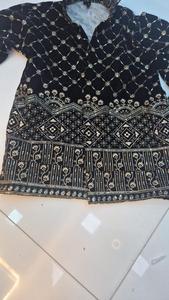 Top Demanded Knitted Heavy Velvet Daman Work Material Antiestático Dobby Style para ropa de fiesta elegante Vestidos de novia Exportación - Product Image 2