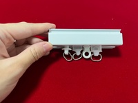 Rouleaux de rail de rideau de 0.45 "de diamètre Porte-rideaux à roues jumelles en plastique avec anneaux Rail de draperie pour fenêtres Pistes de rideau de douche
