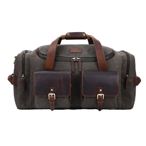 Sac de voyage léger de luxe en cuir véritable de haute qualité, idéal pour les voyages, le sport, la gym et les aventures en plein air, disponible à la vente - Product Image 2