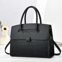 Nouveau sac fourre-tout en cuir PU à motif crocodile pour femme, grande capacité, sac à main noir avec bandoulière 2026