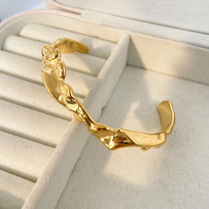 <span class=keywords><strong>Bracelet</strong></span> ouvert en acier inoxydable plaqué or 18 carats 3D coulant <span class=keywords><strong>de</strong></span> <span class=keywords><strong>lave</strong></span> <span class=keywords><strong>volcan</strong></span> haut <span class=keywords><strong>de</strong></span> gamme abstrait bijoux <span class=keywords><strong>de</strong></span> mode 2025 - Product Image 3