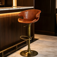 Tabouret de bar moderne européen de luxe léger avec dossier et accoudoirs, pivotant à 360°, pour salle de sport et îlot de cuisine domestique
