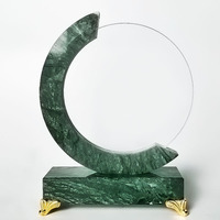 2023 Le dernier trophée de cristal de marbre de mode simple personnalisé d'usine une variété de styles pour les souvenirs de cadeau de récompense