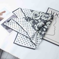 Écharpe carrée en satin de soie de mûrier 100% de haute qualité, tissée jacquard, impression personnalisée, tailles variées, foulard pour femme/écharpe de cou/bandeau pour cheveux, ODM | OEM