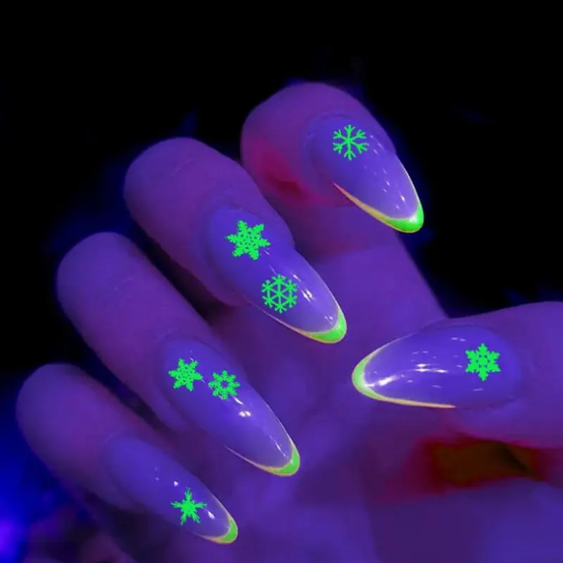 TSZS Großhandel Halloween Schnee flamme Leuchtende Nagel aufkleber Flammen buchstaben Nagel abziehbilder DIY Nail Art Aufkleber