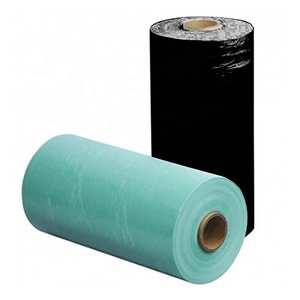 Film d'enveloppement d'ensilage en plastique agricole de 750/500/250mm Film d'ensilage d'herbe extensible fort pour l'ensilage couvrant étanche à l'humidité - Product Image 1