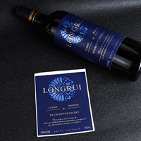 Étiquettes d'emballage personnalisées de qualité supérieure, vernis holographique 3D, imperméables aux UV, logo en relief imprimé, autocollants pour bouteilles de vin et de bière
