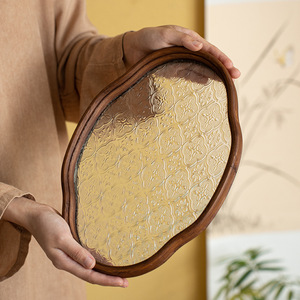 Elegante bandeja de té de madera de inspiración retro ecológica con centro de vidrio para servir postres y té - Product Image 3