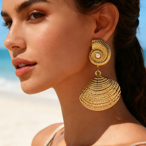 Pendientes Colgantes de Concha Chapados en Oro, Aretes de Acero Inoxidable, Joyería de Moda para Fiesta, Chapado en Oro de 18k, Estilo Retro con Temática Oceánica - Product Image 5