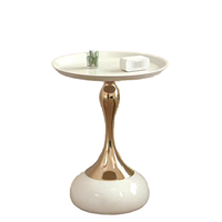 Table d'appoint moderne de luxe Design de taille unique pour la maison Table basse d'angle française contemporaine Meubles décoratifs en métal