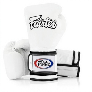 นวมชกมวยไทย Fairtex สีขาว หนังวัวแท้ สำหรับผู้ใหญ่ แบบรัดตีนตุ๊กแก ปิดนิ้วเต็มรูปแบบ ระบายอากาศได้ดี ซับเหงื่อ - Product Image 1