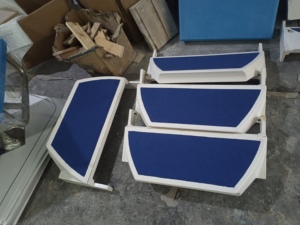 Bloc de départ de <span class=keywords><strong>piscine</strong></span> de luxe en fibre de verre Pikes, 1 marche, antidérapant, nouveau design 2023, LED/RGB pour compétition - Product Image 5