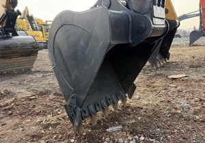 Excavatrice sur chenilles Hyundai 225 d'origine, 22,5 tonnes, Cummins, modèle 2024, meilleur prix pour les acheteurs réels, prête pour une expédition immédiate - Product Image 3