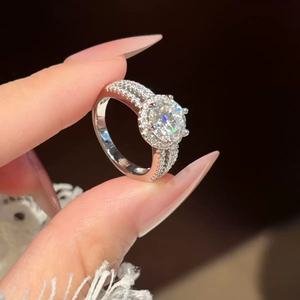 Elegante Anillo de Plata de Ley 925 con Moissanita de Corte Redondo, <span class=keywords><strong>Halo</strong></span> Pavé, Joyería Minimalista de Moda para Regalo de Enamorados - Product Image 2