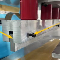 Machine de soudage automatique haute fréquence de type C pour le soudage de bâches en PVC, de tissus imperméables et de tentes