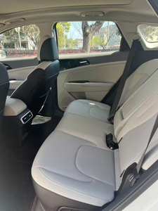 Nuevo SUV a Gasolina 2025 a Bajo Precio para África - Product Image 5