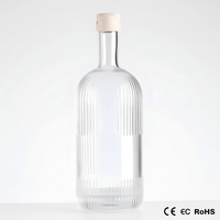 Bouteille de vin de fruits de luxe 700 ml, finition satinée, verre mat extra blanc super flint, carafe à vodka et whisky avec bouchon en T