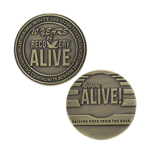 Двухсторонняя металлическая монета с латунным тиснением - Product Image 3