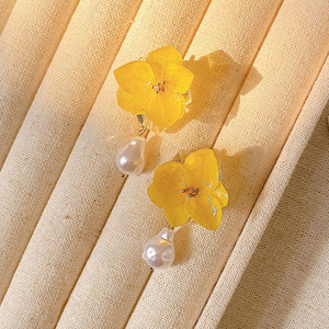 Nuovo Arrivo <span class=keywords><strong>Orecchini</strong></span> in Acciaio Inossidabile con <span class=keywords><strong>Perle</strong></span> d'Acqua Dolce e Fiori Veri di Ortensia Eterna Fatti a Mano Multicolore - Product Image 3