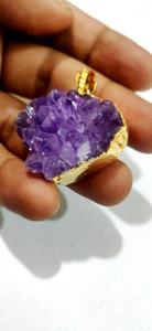 Pendentif Druzy en forme de coeur plaqué or 24 carats Améthyste naturelle unique en argent Druzy brut et perle Bijoux en pierres précieuses rares - Product Image 4