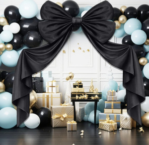 Adorno de puerta festivo extragrande con lazo decorativo y borlas largas, de poliéster sin estampado, para fiestas. - Product Image 3