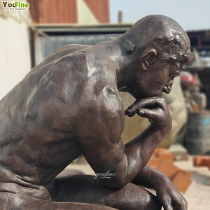 Famoso filosofo Patina finitura antico su misura giardino verde bronzo statua pensatore in vendita - Product Image 4