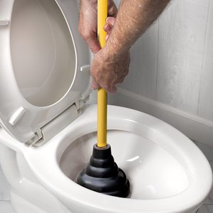 Sturalavandini Professionale Rinforzato con Doppia Coppa in Gomma e Manico in Legno Verniciato da 45 cm – Rimuove Ogni Tipo di Ostruzione per Vasche, Cucine e Docce - Product Image 6