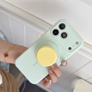 เคสซิลิโคนเหลวป้องกันเลนส์สำหรับ iPhone 16 17 Pro Max 15 14 รองรับการชาร์จไร้สาย พร้อมขาตั้งแม่เหล็กพับได้ - Product Image 6