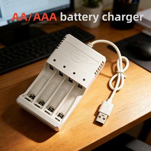 <span class=keywords><strong>Chargeur</strong></span> de batterie intelligent au lithium AA AAA <span class=keywords><strong>rechargeable</strong></span> avec affichage LED de charge rapide - <span class=keywords><strong>Chargeur</strong></span> de batterie <span class=keywords><strong>hybride</strong></span> 1,2 V 800 mA à brancher - Product Image 1