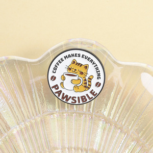Al por mayor, pin de esmalte de metal personalizado con diseño de gato, insignias de solapa de animales lindos con temática de café, sin MOQ, de fábrica, broches de dibujos animados a granel para regalo - Product Image 6