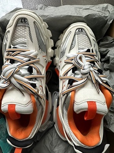 Chaussures de sport respirantes de qualité supérieure pour hommes et femmes, de marque de luxe, pour la course et la marche, avec amorti - Product Image 3
