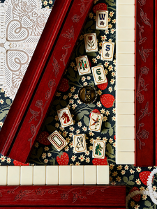 Conjunto de Jogo de Mahjong com Peças de Resina Americana e Números Árabes, Presente Luxuoso para Mulheres, Entretenimento para Festas em Família - Product Image 3