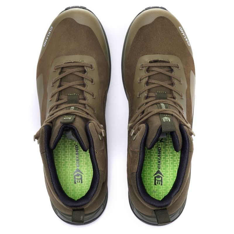 สีเขียว