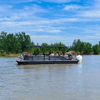 Bateau ponton haut de gamme pour divertissement familial, avec mobilier de loisirs, station de pêche, accès à la piscine, rangement, capote bimini et moteur hors-bord