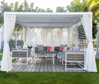 Toit à persiennes extérieur en métal étanche et robuste personnalisé en alliage d'aluminium durable avec fenêtre française Aménagement paysager sur mesure
