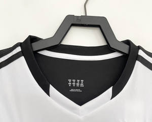 Camiseta de Visitante del Benfica 2013/14, Uniforme de Fútbol de Verano, Mangas Cortas Estampadas, Uniforme Retro para Competiciones de Clubes Europeos - Product Image 2