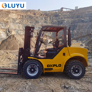 מלגזת דיזל שטח LUYU <span class=keywords><strong>3</strong></span> טון <span class=keywords><strong>3</strong></span>.5 טון בעלת הנעה 4x4 עם צמיגים פנאומטיים גדולים לקרקע תלולה ורכה - Product Image 1