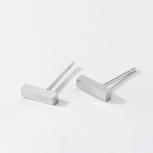 EManco più venduto <span class=keywords><strong>in</strong></span> metallo geometrico minimalista <span class=keywords><strong>orecchini</strong></span> <span class=keywords><strong>in</strong></span> oro gioielli 316 <span class=keywords><strong>chirurgico</strong></span> <span class=keywords><strong>in</strong></span> <span class=keywords><strong>acciaio</strong></span> inox <span class=keywords><strong>orecchini</strong></span> a bottone per le donne - Product Image 3