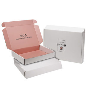 Custom Custom Packaging Boxes Printed Custom Wholesale Printed White Cardboard E- Commerce Garment Packaging Postal Mailer Box