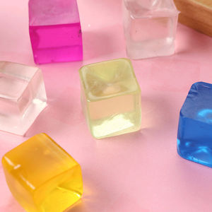 2.5CM di soffice Squeez simpatici giocattoli creativi di ghiaccio per regalo di pressione per bambini alla moda Mini cubo Squishy trasparente Squeeze Fidget Cube - Product Image 5