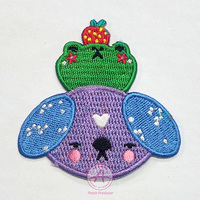 Patch de broderie personnalisé coupe le patch de forme avec crochet arrière de carte et support de boucle