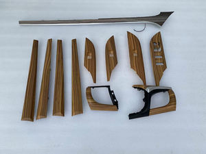 Maictop Nouvel éclairage d'ambiance Intérieur de voiture Lumière d'ambiance en bois Décoration de porte Moulure <span class=keywords><strong>Inter</strong></span> pour Toyota Hilux Revo 2016-2021 - Product Image 5