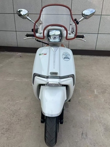 Motocicleta Jianshe <span class=keywords><strong>DUOMO</strong></span> 150cc Refrigerada por Agua, Estilo Retro, 4 Válvulas, ABS, para Adultos - Product Image 3