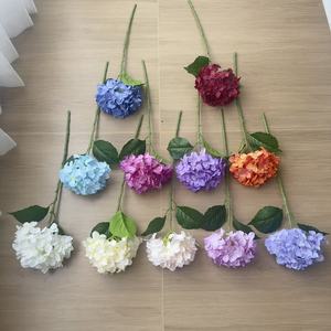 Junheyuan - Ramas Individuales de Hortensias Artificiales, 72 Pétalos, Flores de Seda para Decoración de Techos de Boda - Product Image 4