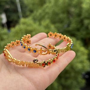 YBcustom Pulsera de piedra natal personalizada para niños Brazaletes de nombre de flor personalizados - Product Image 3