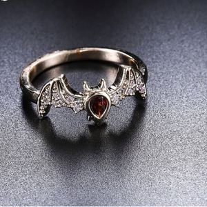 Anillos de Pareja Retro Punk con Zirconia, Anillo Abierto de Murciélago Animal para Hombres y Mujeres, Anillo de Murciélago Animal Hip Hop Punk, Anillo de Murciélago Chapado en Oro con Zirconia - Product Image 5